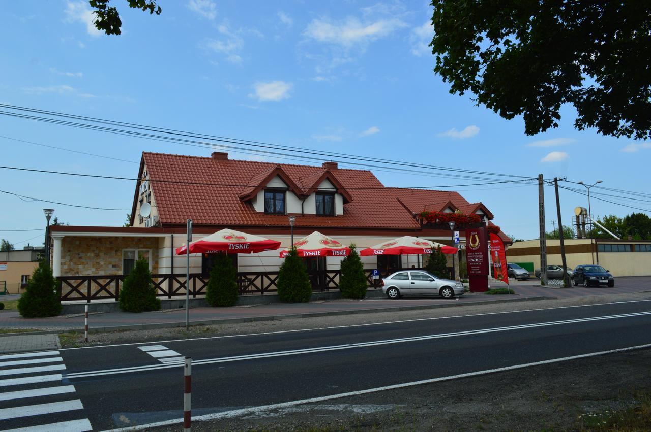 Zajazd Zlota Podkowa Wrocki エクステリア 写真